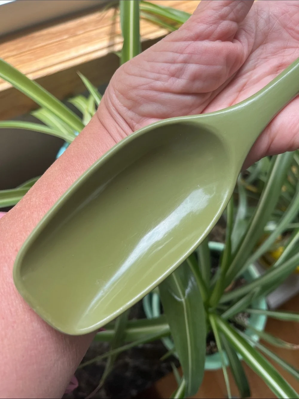 Vtg FOLEY Nylon 11” Serving Spoon AVOCADO GREEN Retro Kitchen Utensil 70s MCM
